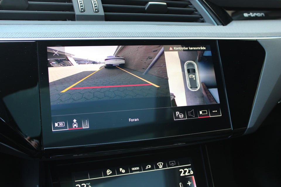 Audi Q8 e-tron 55 S-line quattro 5d