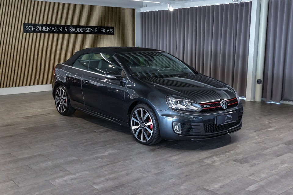 VW Golf VI 2,0 GTi Cabriolet DSG 2d