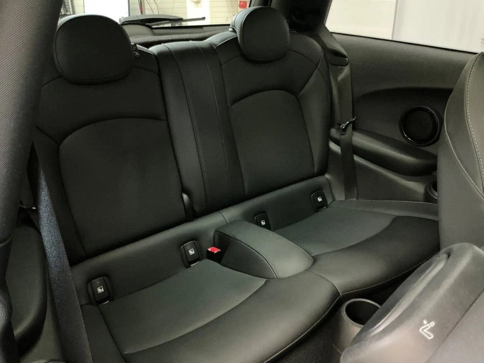 MINI Cooper SE Camden Edition 3d