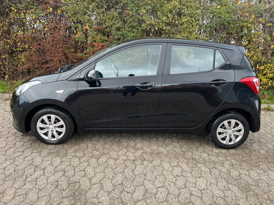 Hyundai i10 1,0 Move 5d