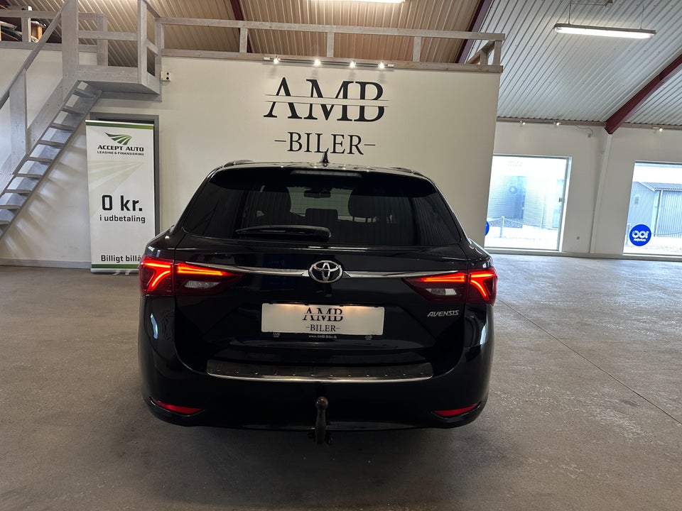 Toyota Avensis 1,8 VVT-i T2 Premium Touring Sports MDS 5d