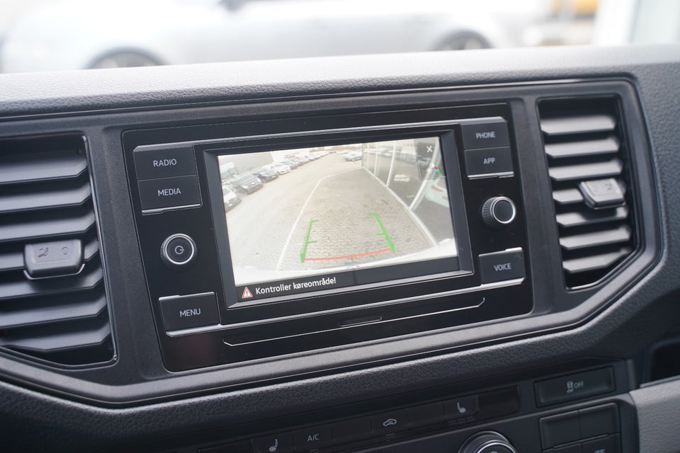 VW Crafter 35 2,0 TDi 140 Kassevogn L3H2