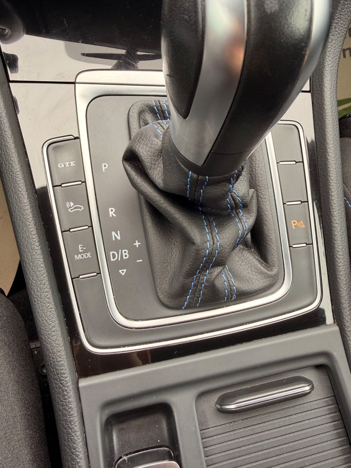 VW Golf VII 1,4 GTE DSG 5d