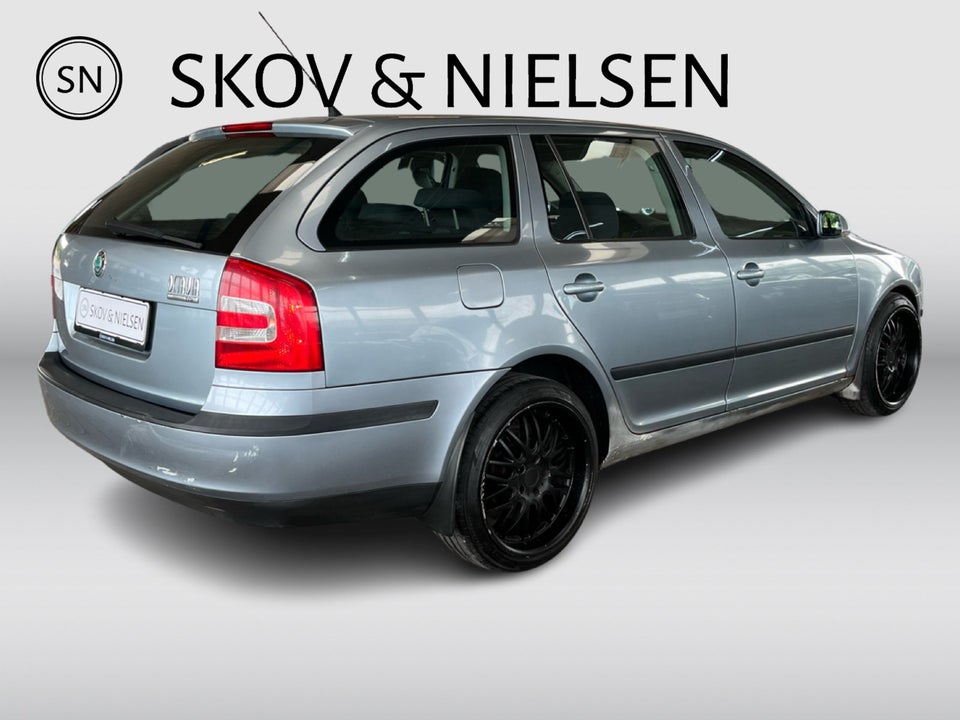 Skoda Octavia 1,9 TDi 101 Tour Combi 5d