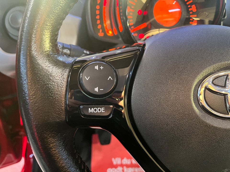 Toyota Aygo 1,0 VVT-i x-sky 5d