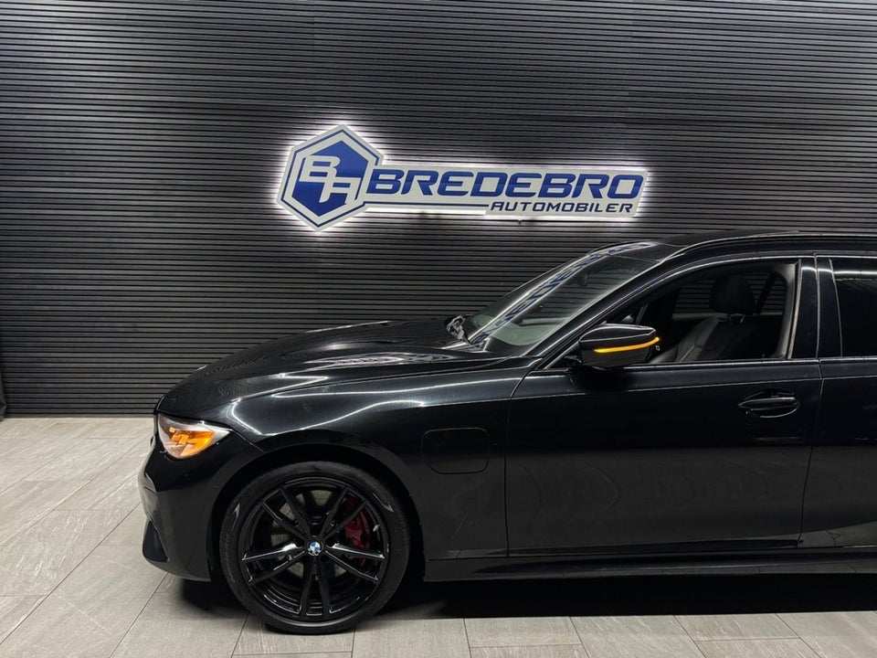 BMW 330e 2,0 Touring M-Sport aut. 5d