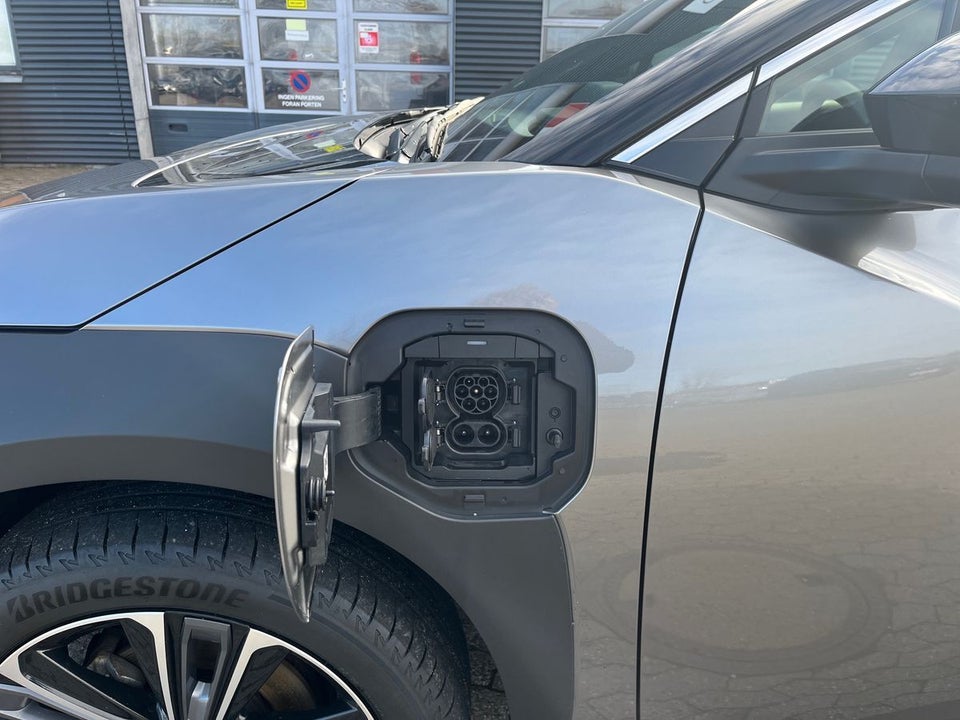 Toyota bZ4X Executive 5d