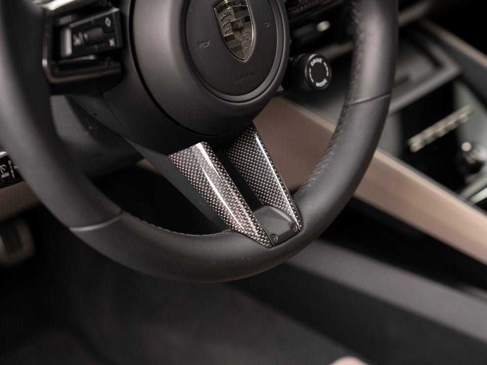 Porsche Macan Turbo 5d