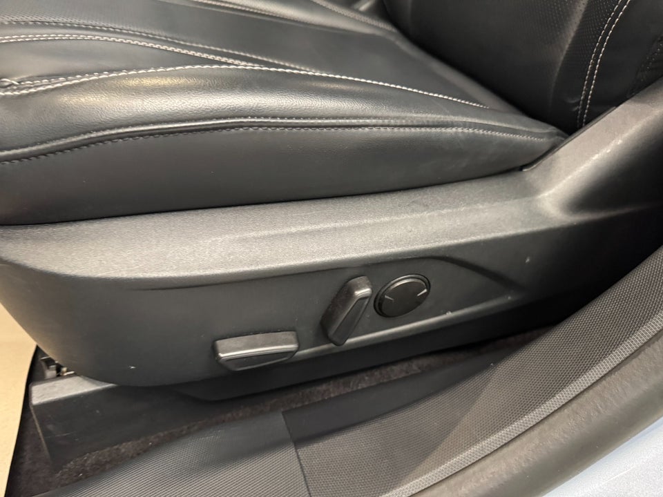 Ford Mustang Mach-E 98 Premium Extended Range 5d