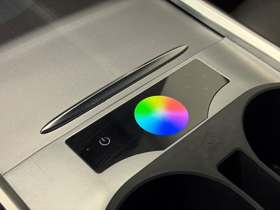 Tesla Model 3 Long Range AWD 4d