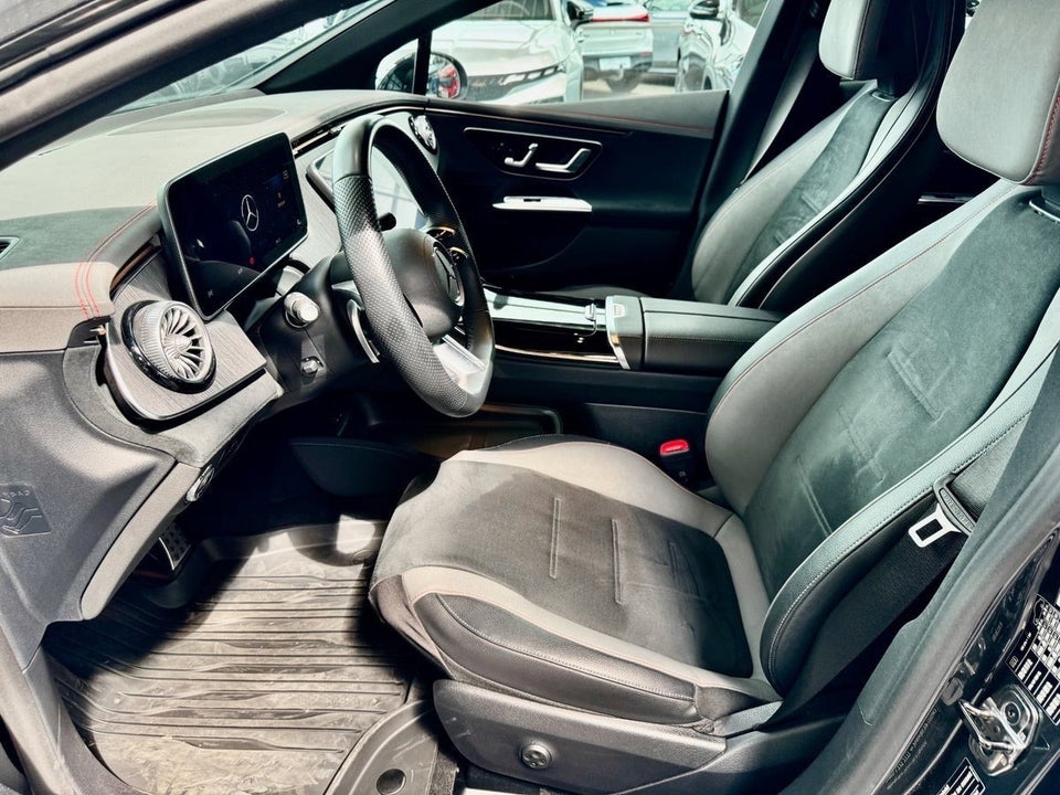 Mercedes EQE300 AMG Line 4d