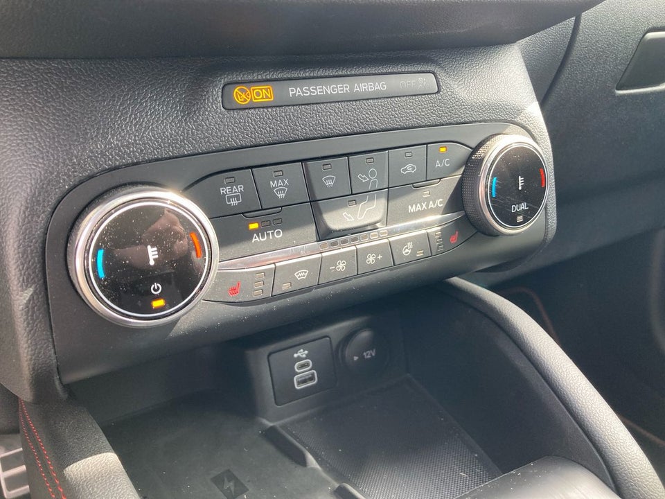 Ford Kuga 2,5 PHEV ST-Line X CVT 5d