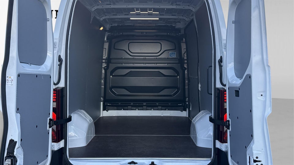 Renault Master V T33 2,0 dCi 150 L2H2 Kassevogn Tekno aut.