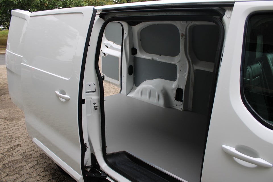 Peugeot Expert 2,0 BlueHDi 120 L2 Plus Van