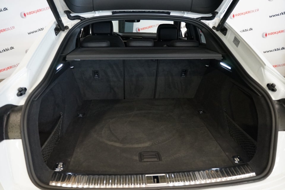 Audi e-tron 55 S-line Sportback quattro 5d