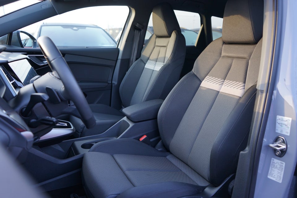 Audi Q4 e-tron 45 S-line 5d