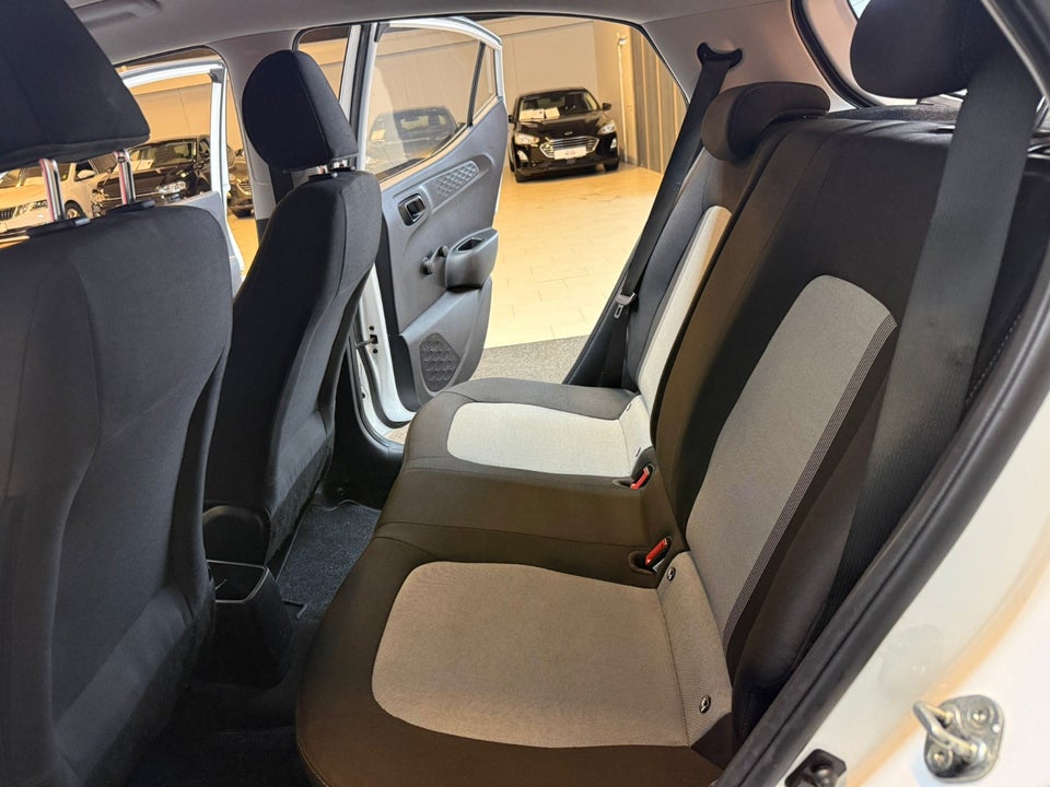 Hyundai i10 1,0 MPi Pure 5d
