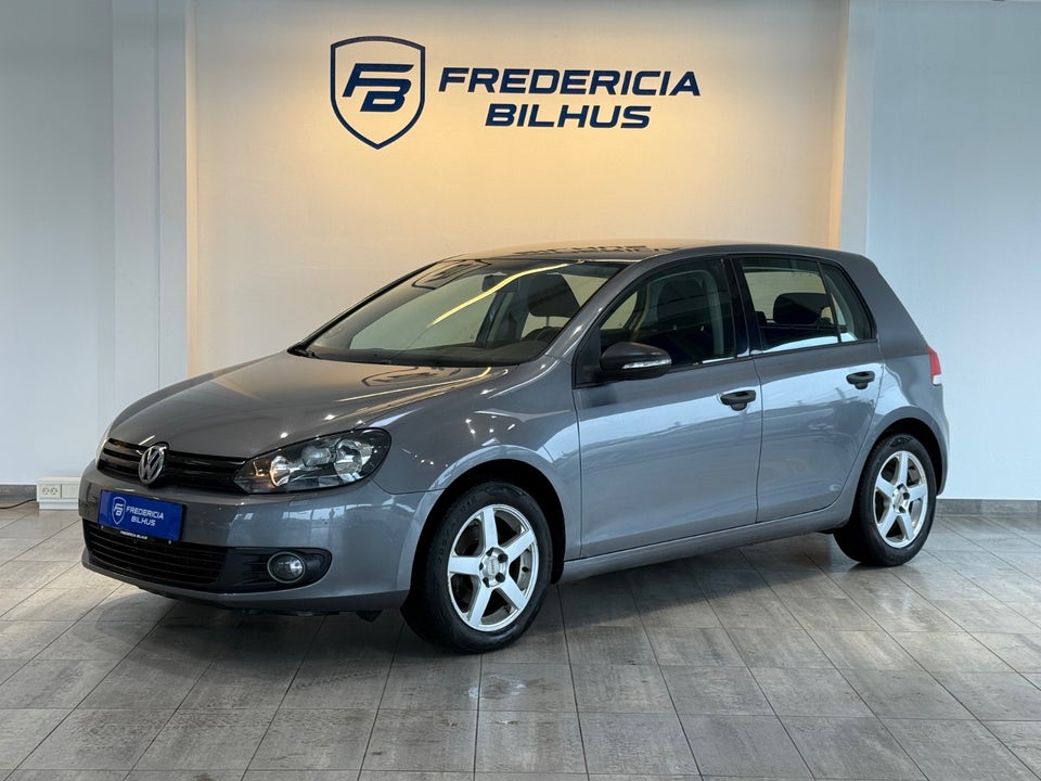 VW Golf VI 1,6 TDi 90 Trendline 5d