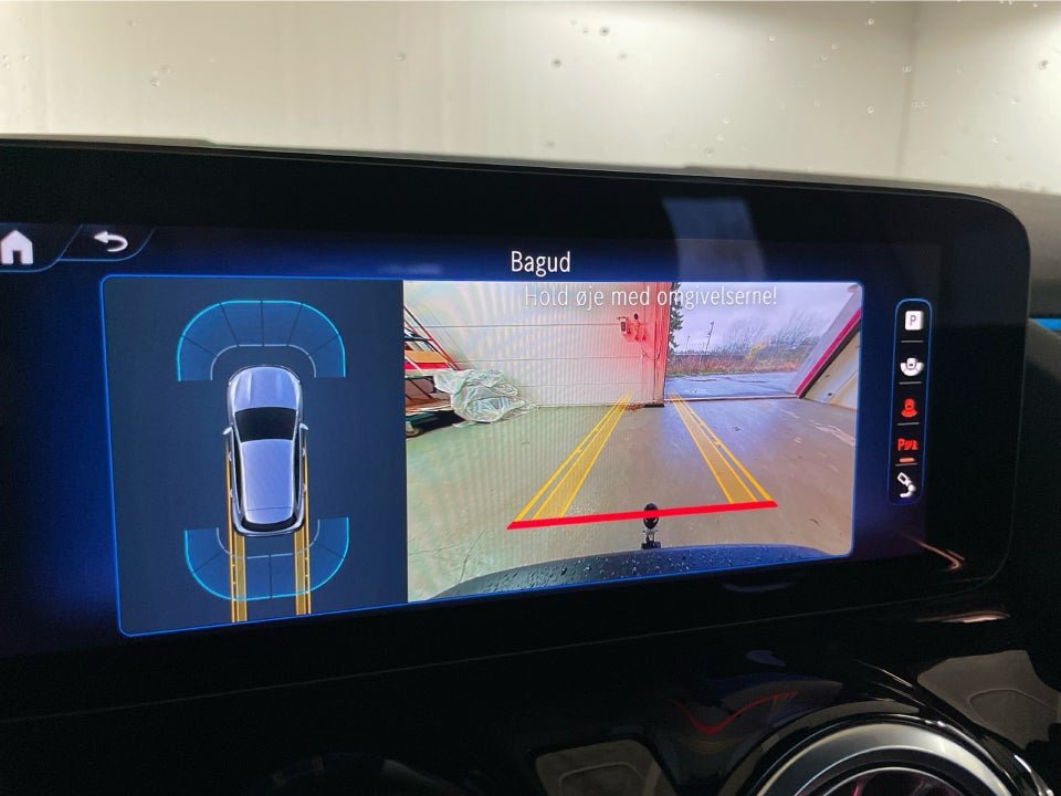 Mercedes EQA300 Progressive 4Matic 5d