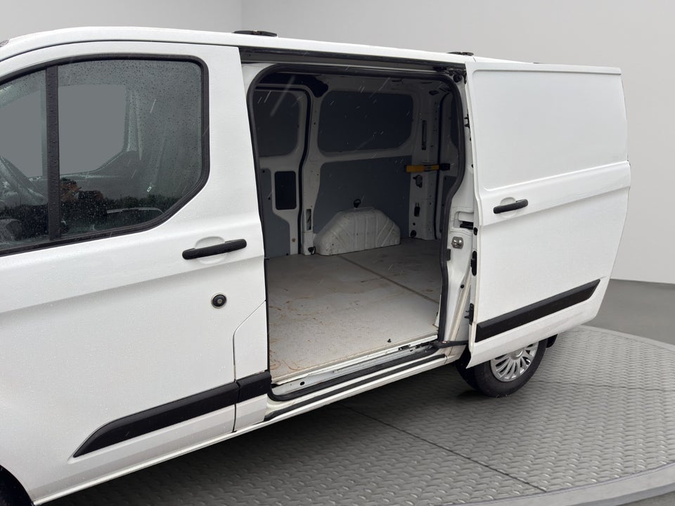 Ford Transit Custom 300 L1 2,0 TDCi 170 Limited aut.