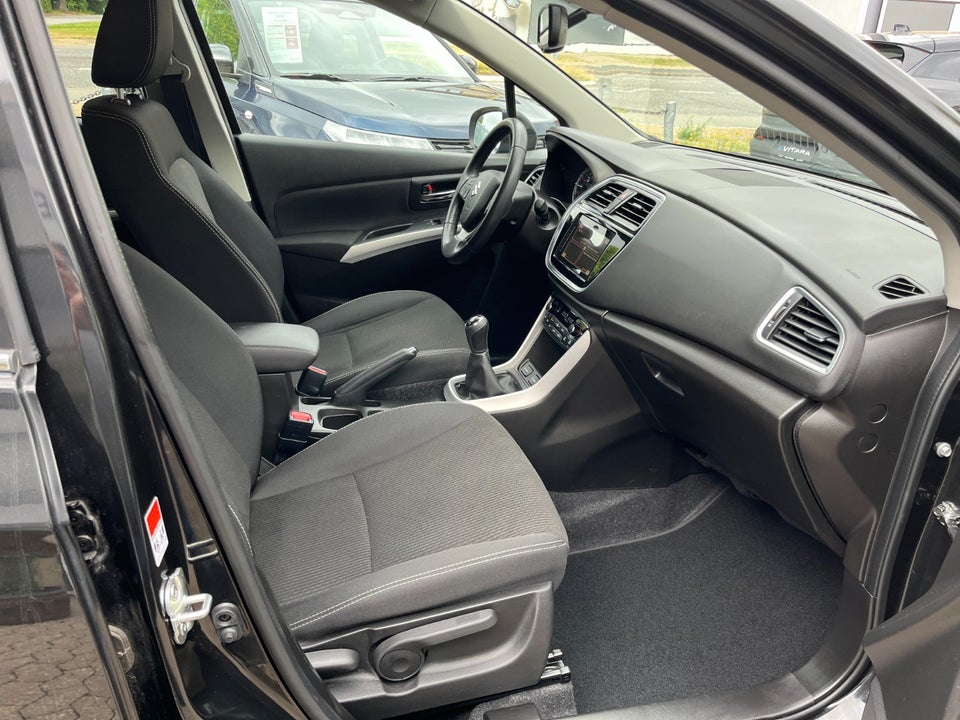 Suzuki S-Cross 1,0 Boosterjet Active 5d