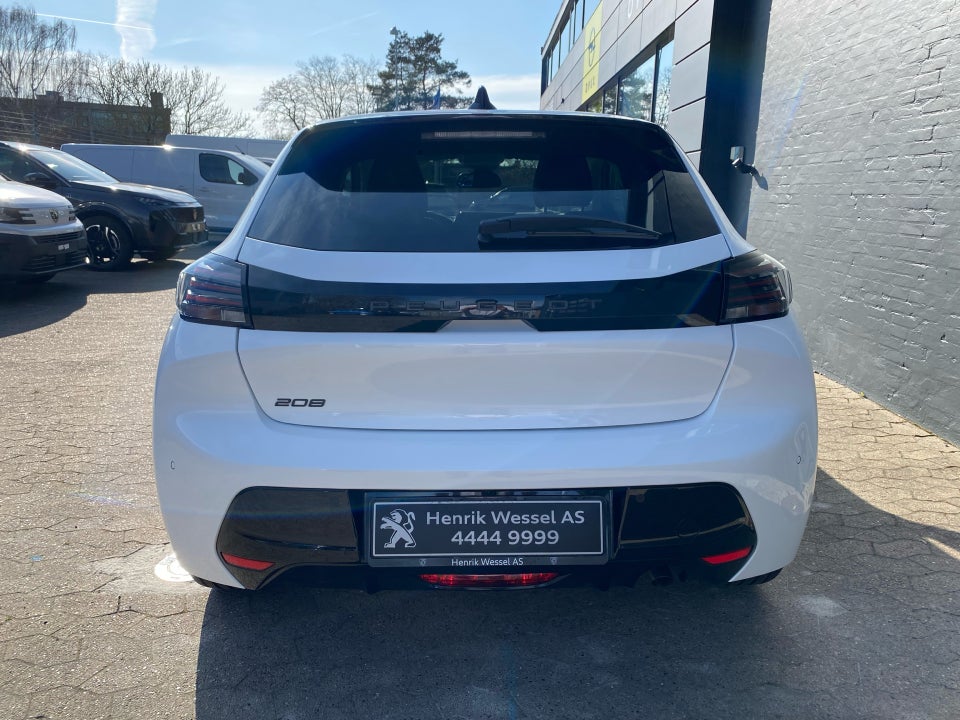 Peugeot 208 1,2 PureTech 100 Allure+ 5d