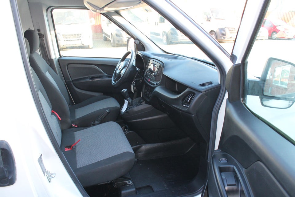 Fiat Doblò Cargo 1,3 MJT 95 Professional L1