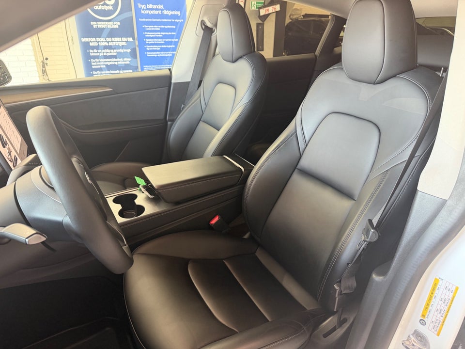 Tesla Model Y RWD 5d