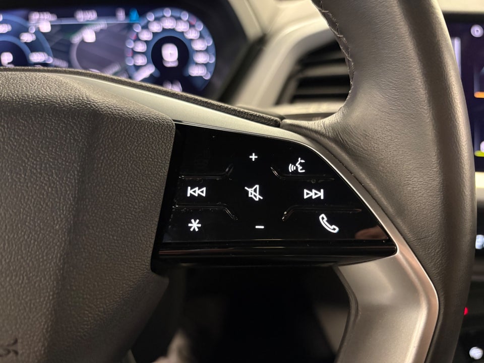 Audi Q4 e-tron 45 Advanced 5d