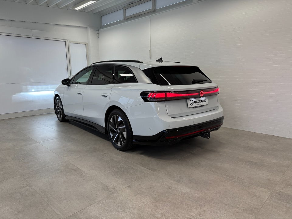 VW ID.7 77 Style Tourer 5d