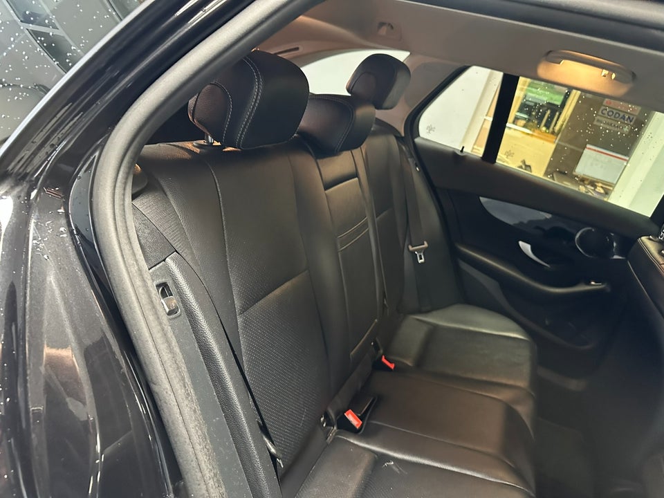 Mercedes C220 d 2,2 Business stc. aut. 5d