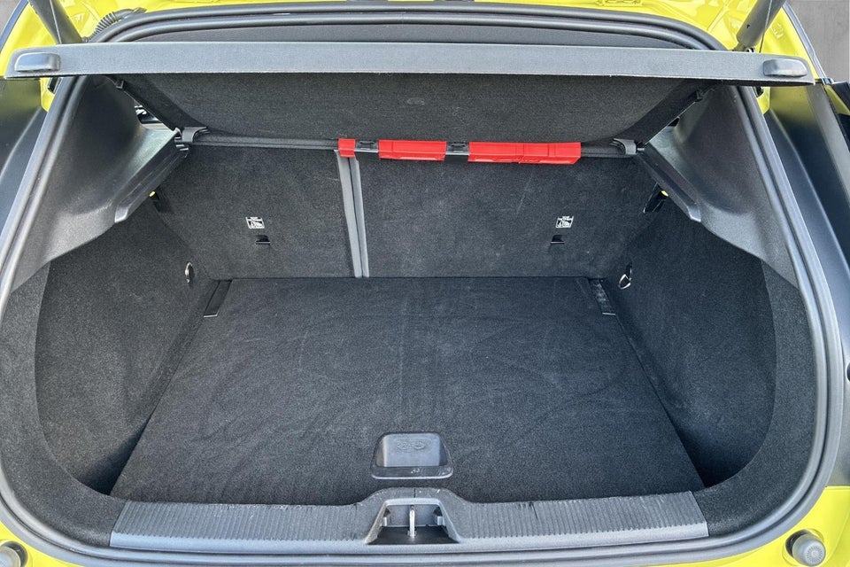 Volvo EX30 Extended Range Plus 5d