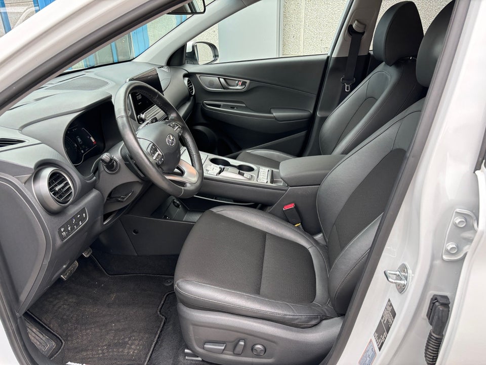 Hyundai Kona 64 EV Premium 5d