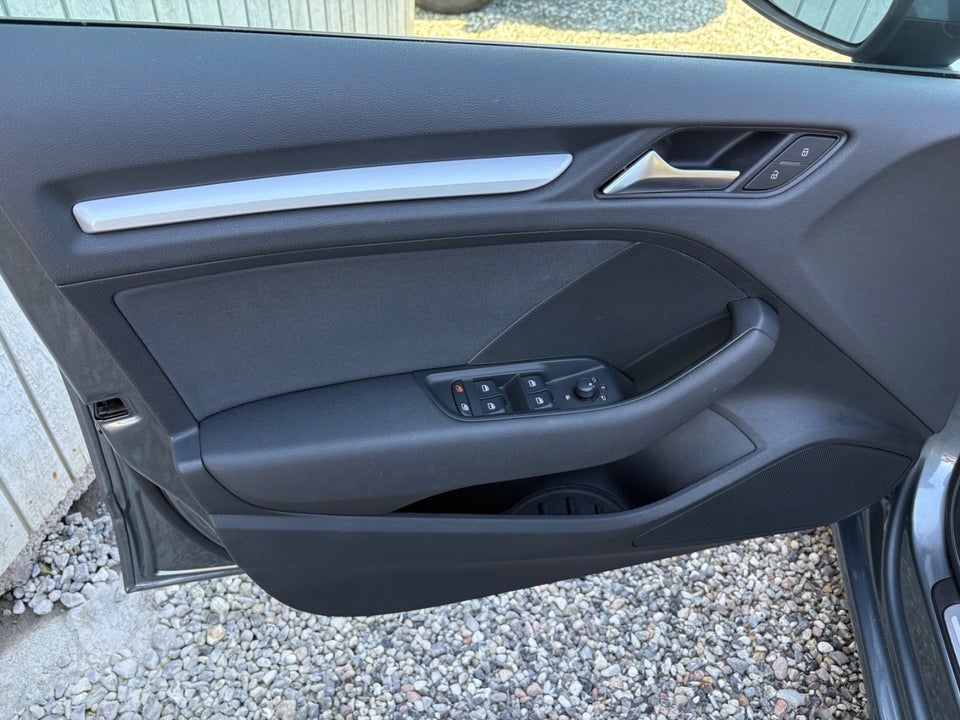 Audi A3 1,4 TFSi 150 Ambition Sportback 5d