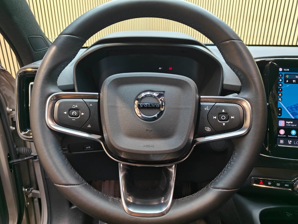 Volvo XC40 P6 ReCharge Plus 5d