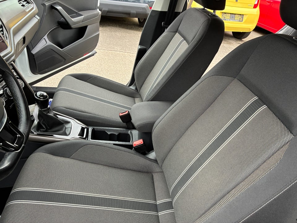 VW T-Roc 1,0 TSi 115 Style 5d