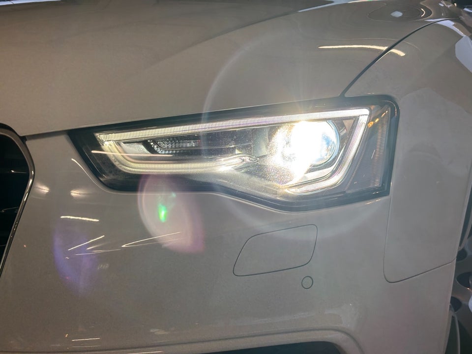 Audi A5 1,8 TFSi 177 S-line Cabriolet Multitr. 2d