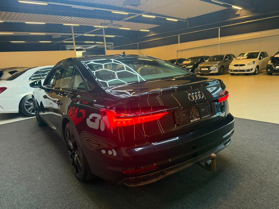Audi A6 50 TFSi e Sport quattro S-tr. 4d