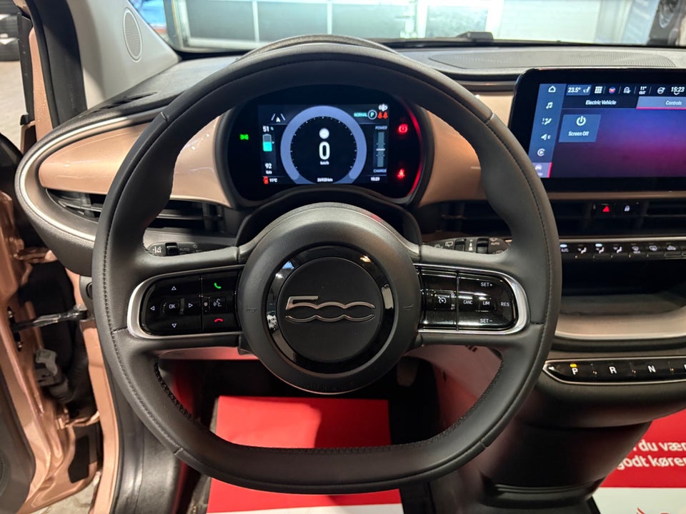 Fiat 500e 42 Icon Sky 3+1 4d