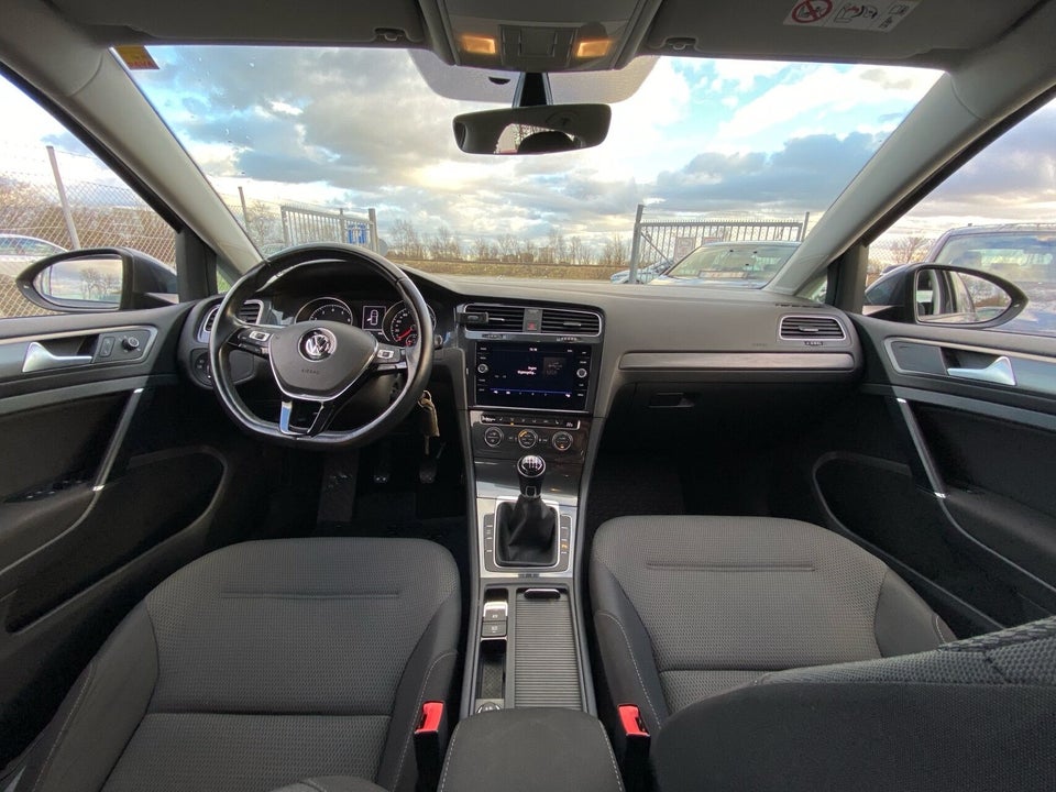 VW Golf VII 1,5 TSi 130 Comfortline 5d