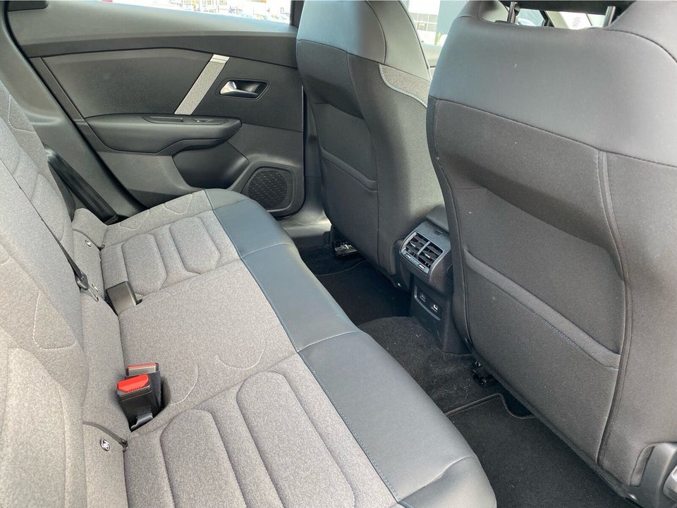 Citroën ë-C4 X 50 Concorde Premiere Pack 4d