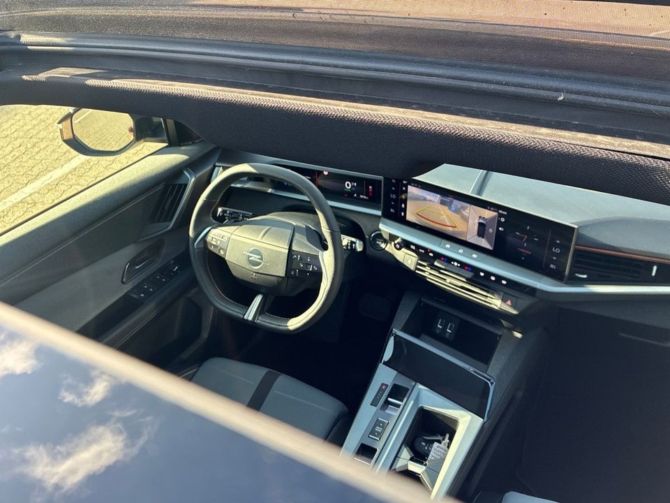 Opel Grandland-e 73 GS Sky 5d