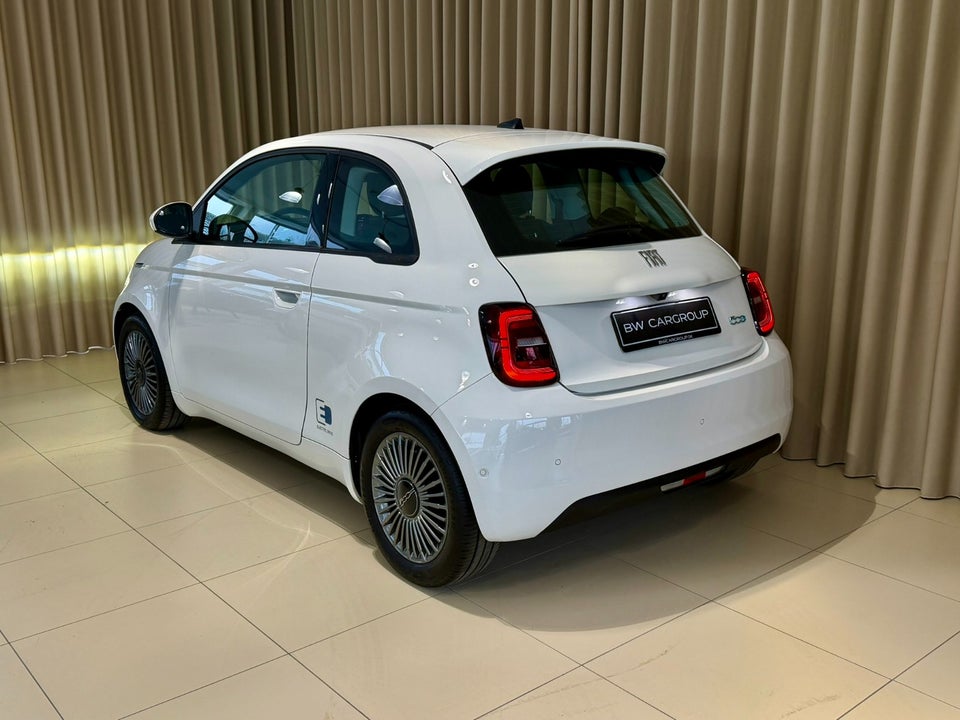 Fiat 500e 42 Icon 3d