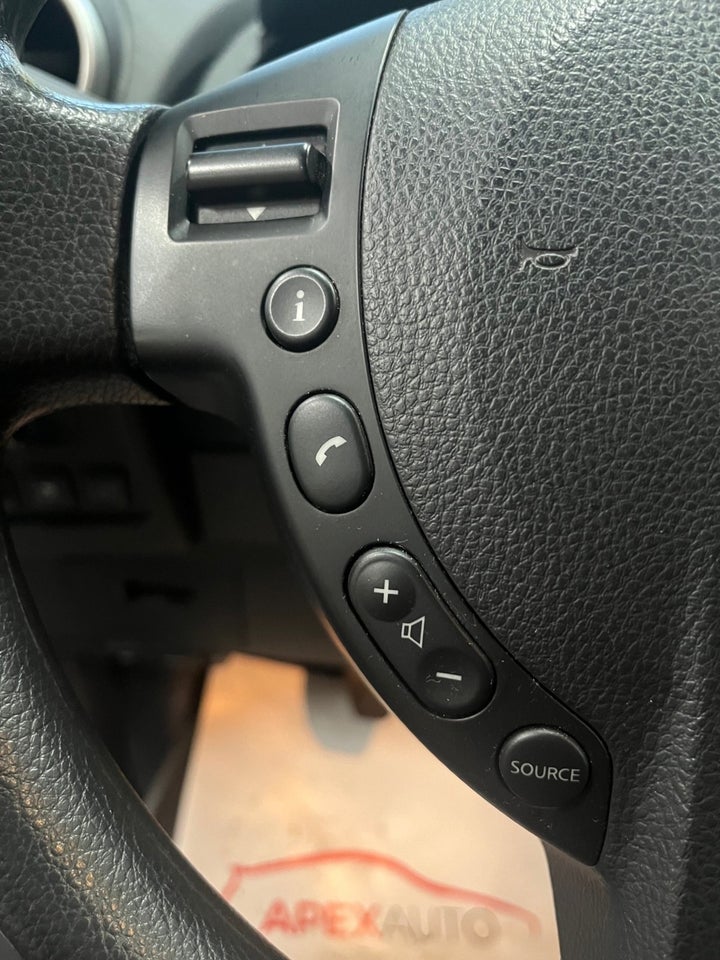 Nissan Qashqai 1,6 Visia 5d