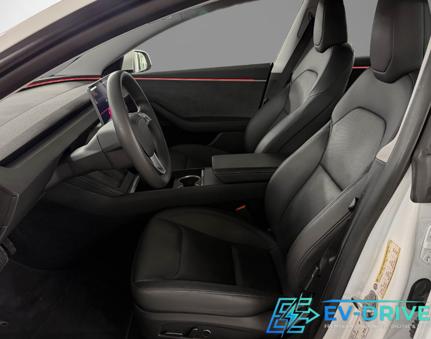 Tesla Model 3 Long Range AWD 4d