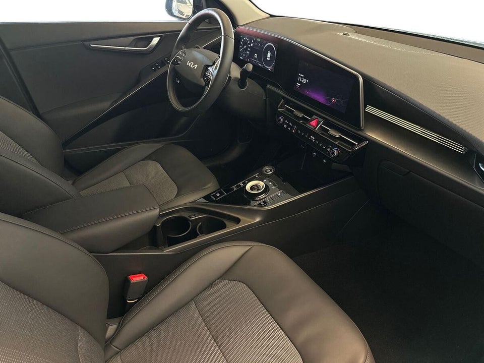 Kia Niro 64 EV Prestige 5d
