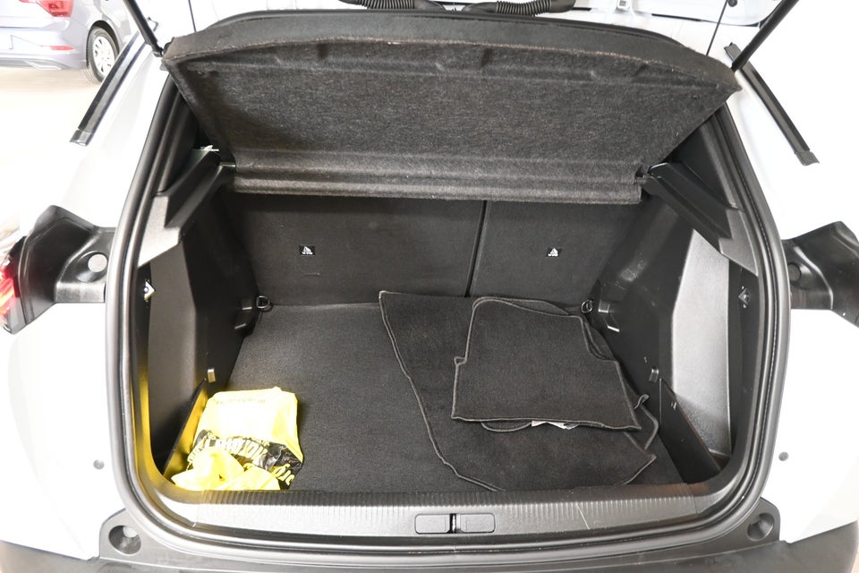 Peugeot 2008 1,2 PureTech 100 Active+ 5d