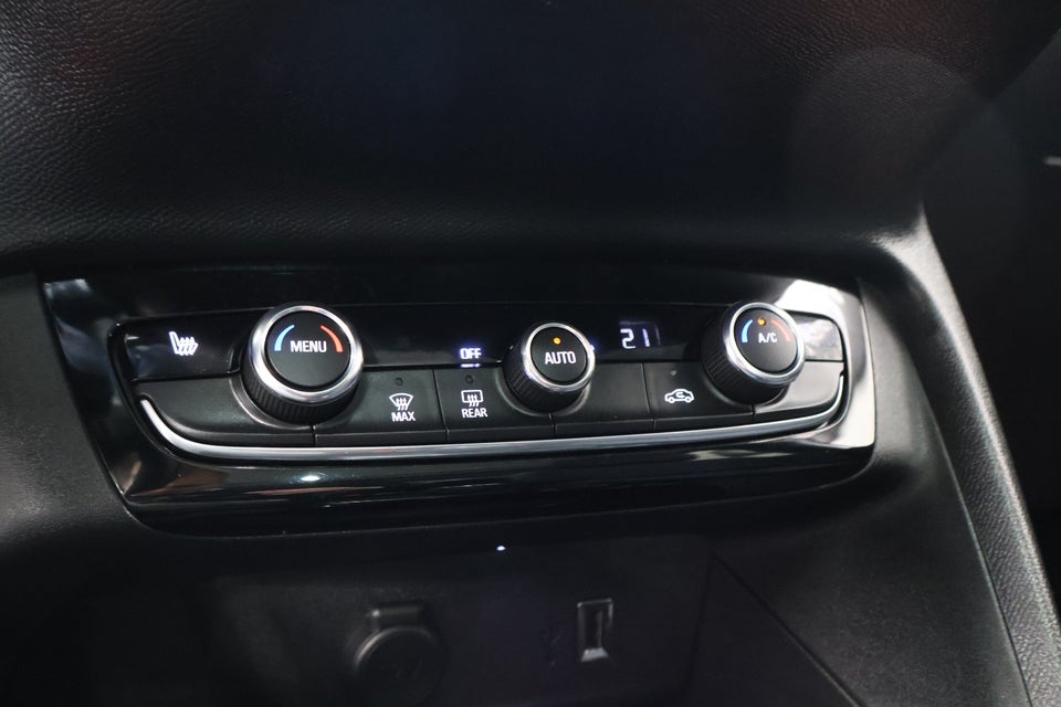 Opel Corsa 1,2 Blanc 5d