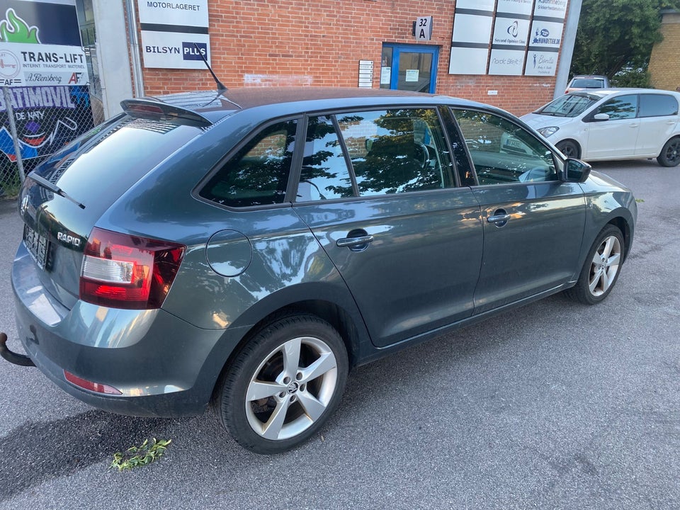 Skoda Rapid 1,4 TSi 122 Ambition Spaceback DSG GreenTec 5d