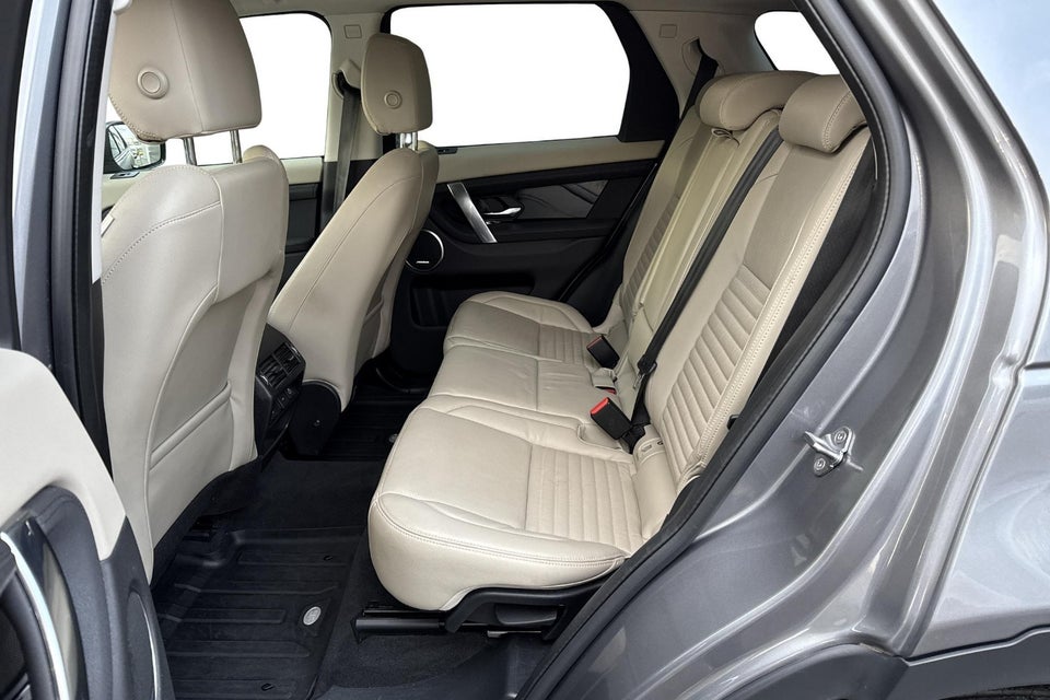 Land Rover Discovery Sport 1,5 P300e R-Dynamic SE aut. 5d